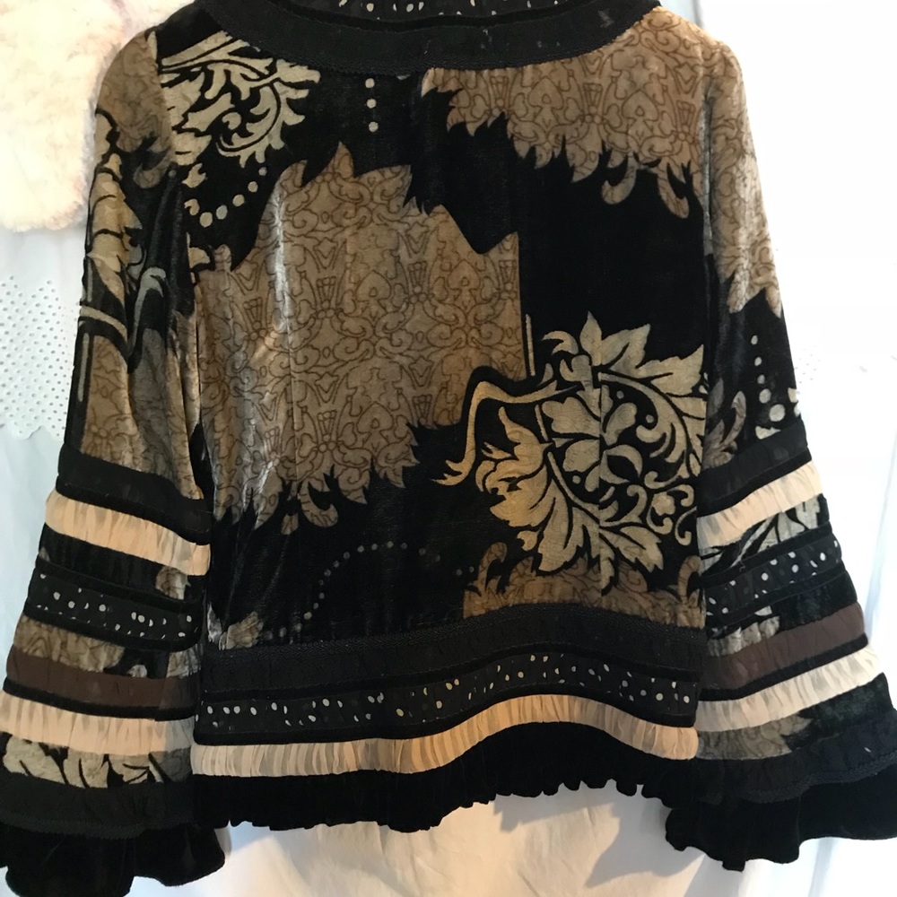 Ornate dress jacket - Picture 2 of 4